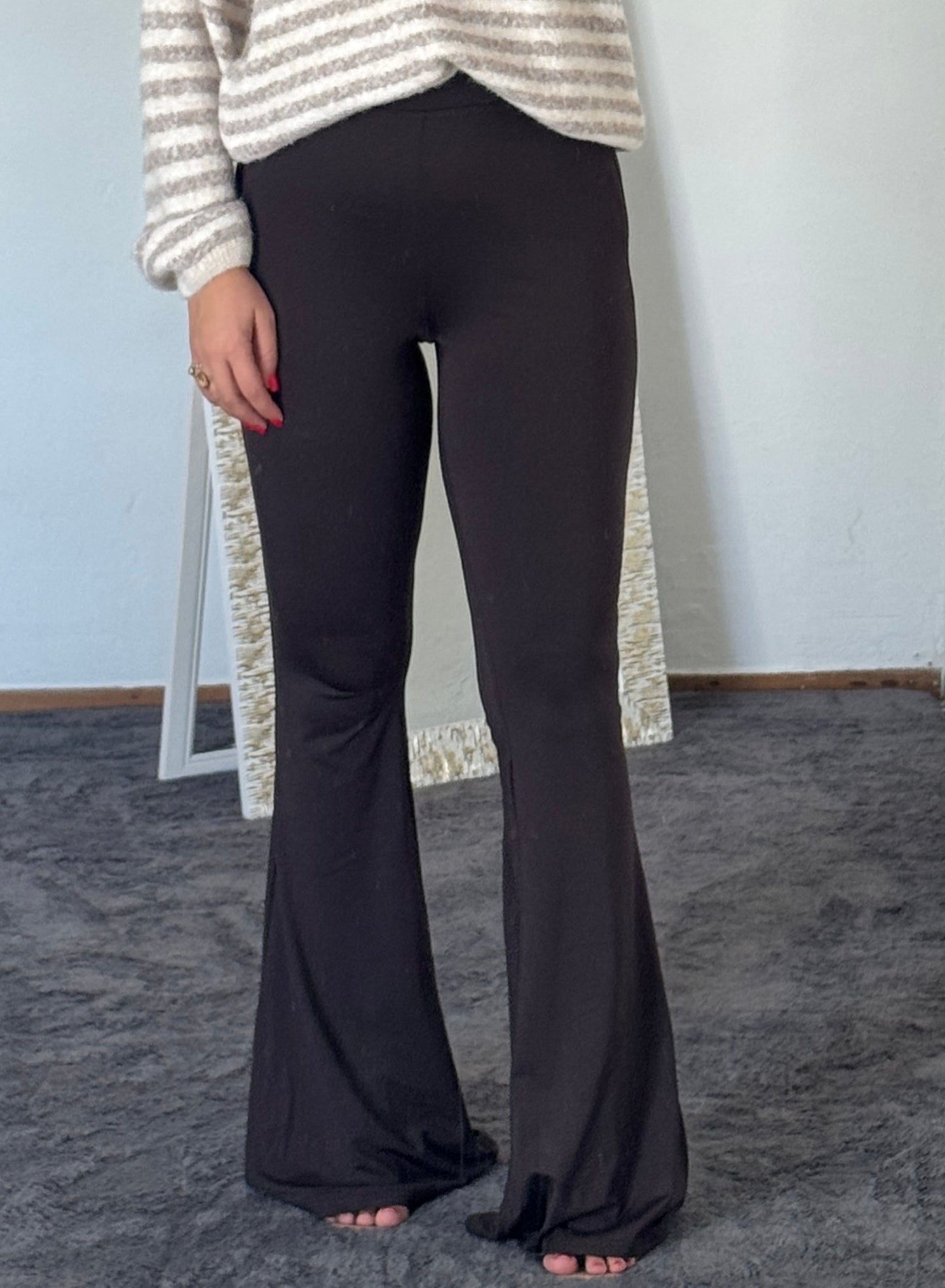 Pantaleggings Flare Up