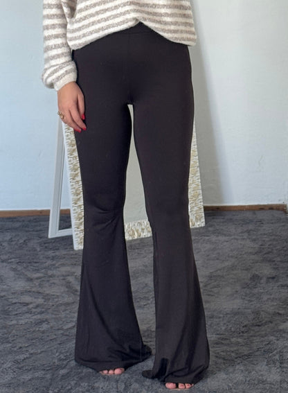 Pantaleggings Flare Up